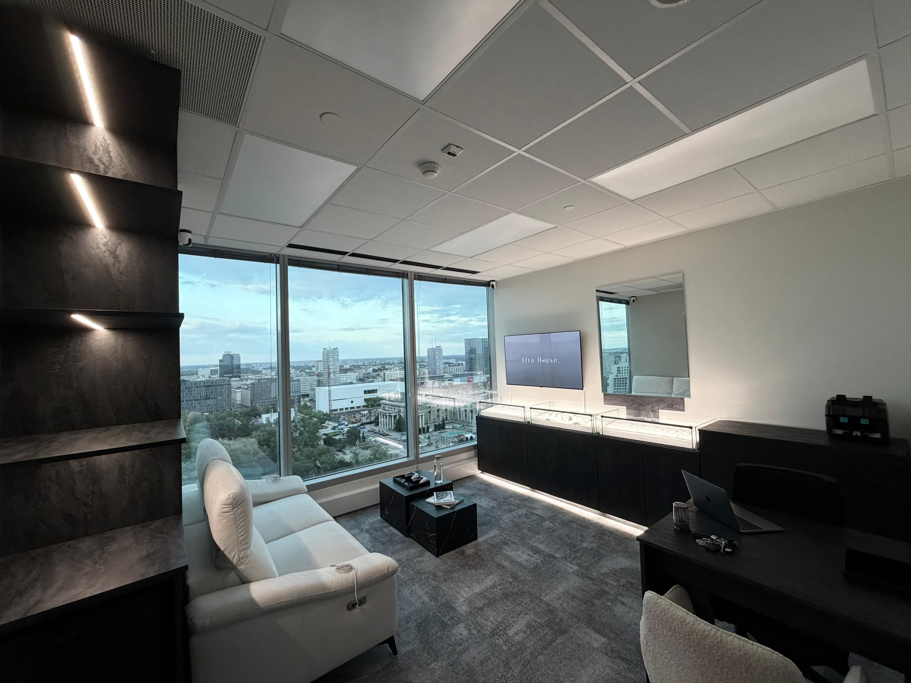 Salon Exotico Watches — Warsaw Financial Center